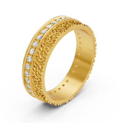 Exquisite diamond ring in 14K yellow gold