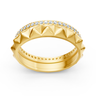 Elegant yellow gold ring with round diamonds in prong design