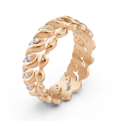Delicate rose gold ring with diamonds in a heart-shaped design