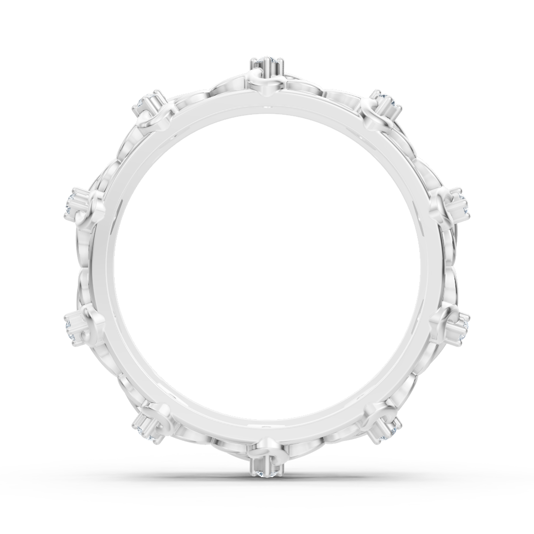 Elegant white gold ring with round diamonds in prong design
