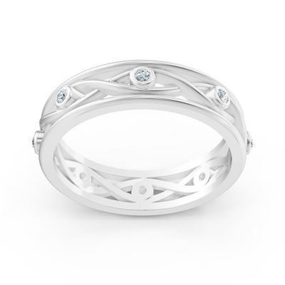 Elegant white gold ring with round diamonds in bezel design